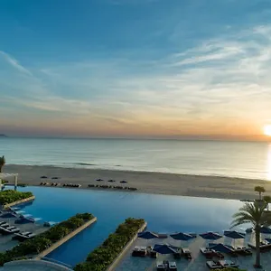 ***** Resort Sheraton Grand & Convention Center Vietnam